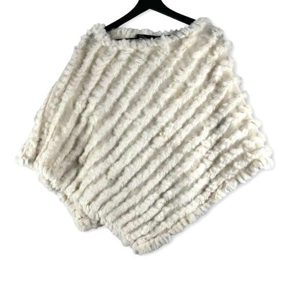 BCBGMaxAzria Accessories - Rabbit Fur Bcbc Maxazria Womens White Poncho Wrap Shawl Sz OS